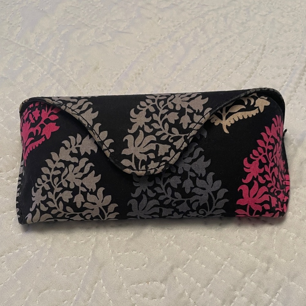 Vera Bradley THE NORTHERN LIGHTS Magnetic Eye Glass Case Great Condition